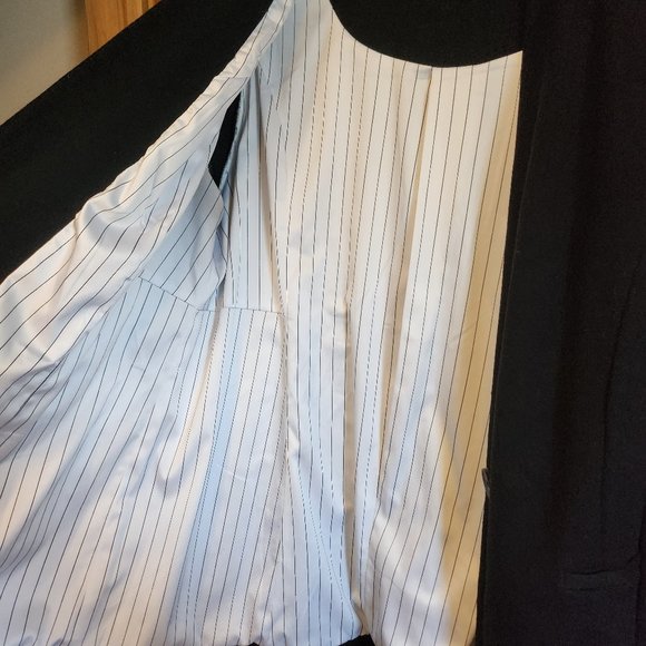 Torrid Black Ponte Collarless Blazer size 1 - Picture 5 of 6